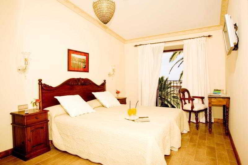 סולר Hotel La Vila מראה חיצוני תמונה