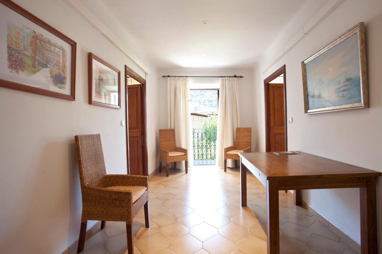 סולר Hotel La Vila מראה חיצוני תמונה